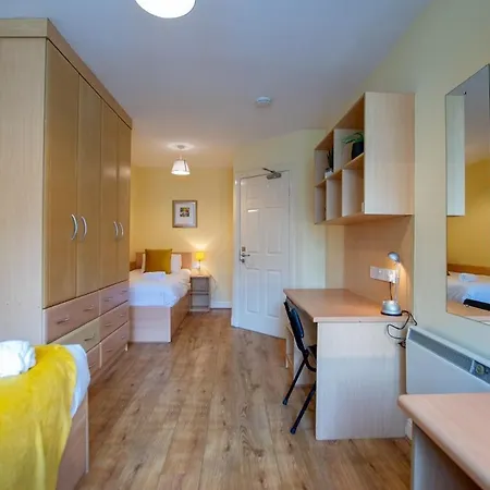 2 Bed By Shortstays *