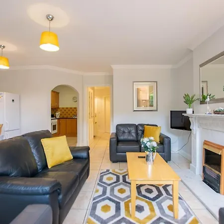 29 - Spacious 2br - Sleeps 6 ゴールウェイ